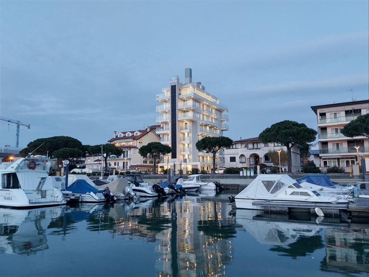 Hotel Mare Lignano Sabbiadoro Exteriör bild